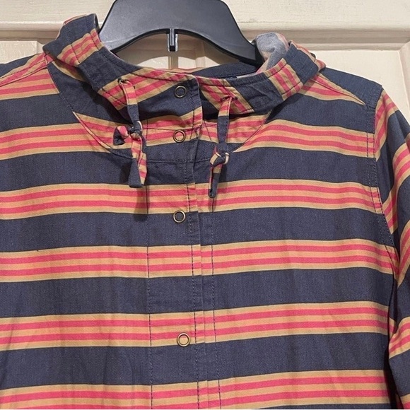 Isaac Mizrahi women’s Blue Stripe Hoodie Jacket‎ Size 1X Lightweight Jacket - Picture 10 of 12